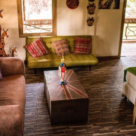 Pine Ridge Lodge Сан Игнасио Екстериор снимка